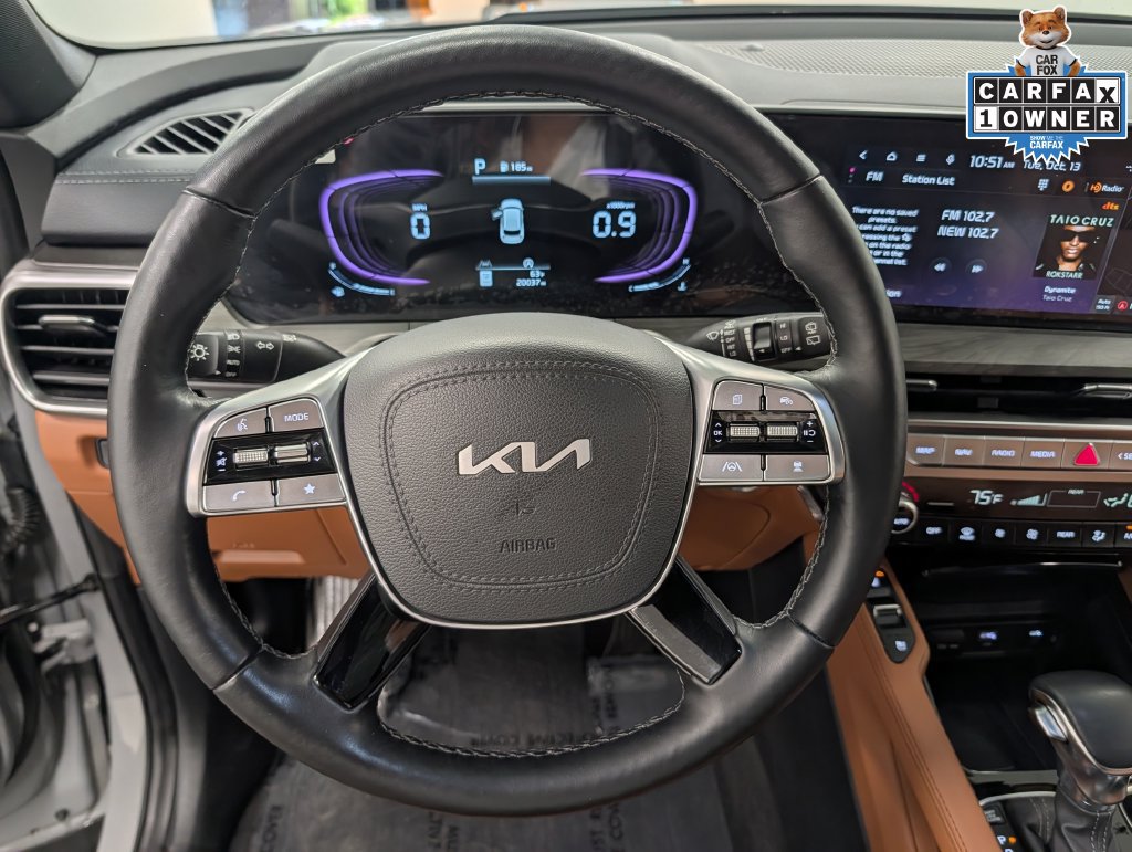 Used 2025 Kia Telluride AWD image 19