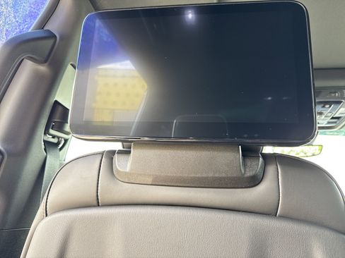 Used 2026 GMC Yukon XL Denali Ultimate w/ LPO, Floor Liner Package image 36