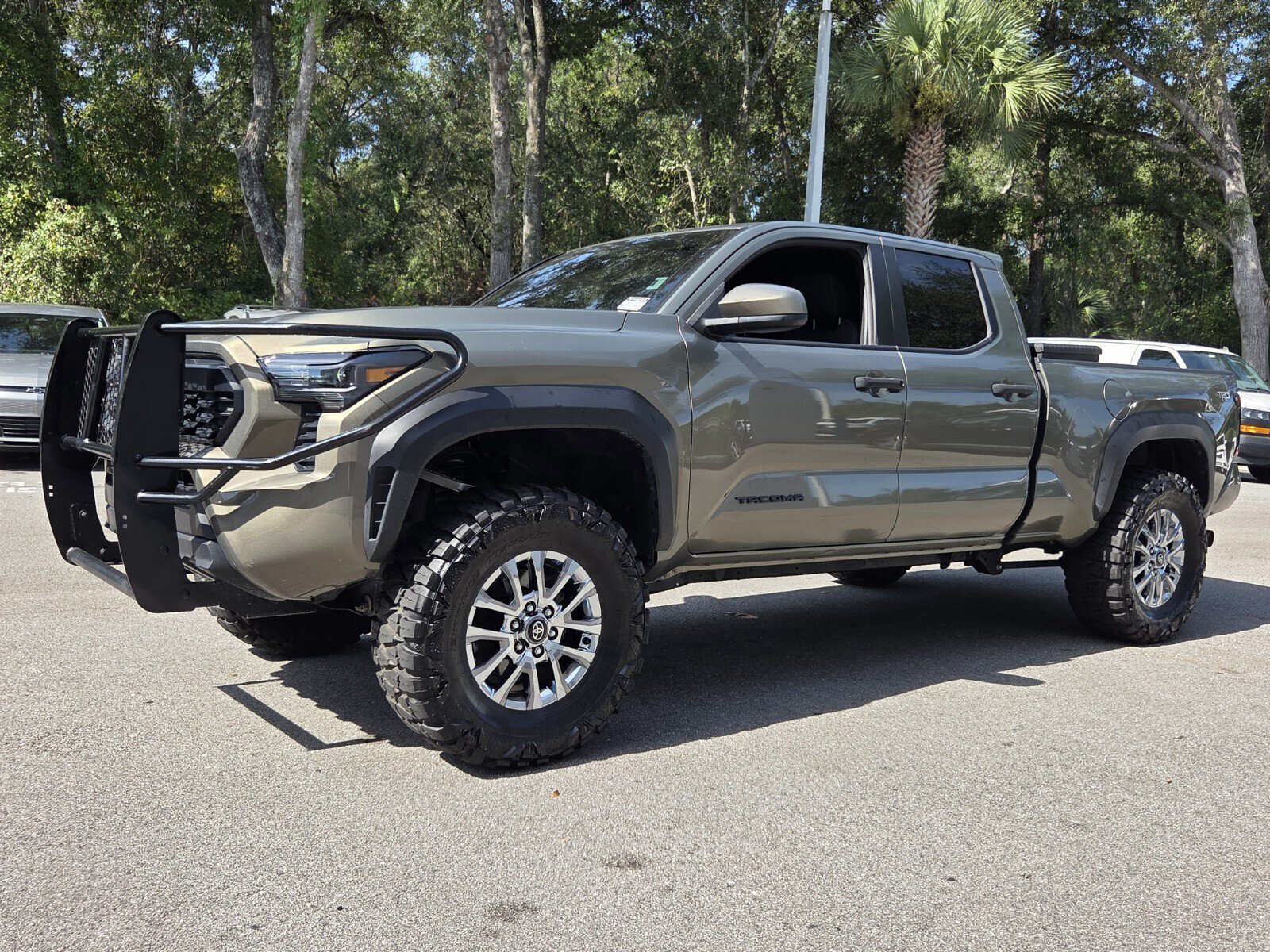 Used 2024 Toyota Tacoma TRD Off-Road AWD/4WD image 1