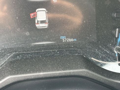 Used 2022 Toyota RAV4 Limited image 14