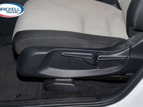 Used 2024 Honda CR-V LX image 30