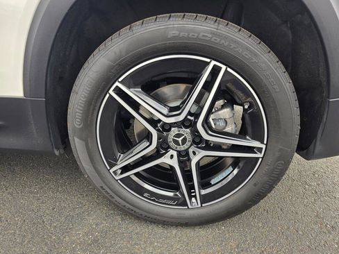 Used 2023 Mercedes-Benz GLB 250 4MATIC w/ AMG Line image 21