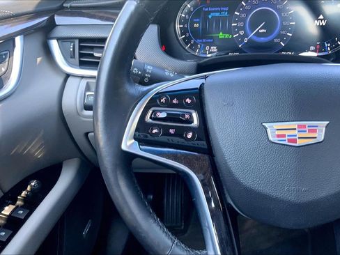 Used 2016 Cadillac XTS Premium FWD image 19