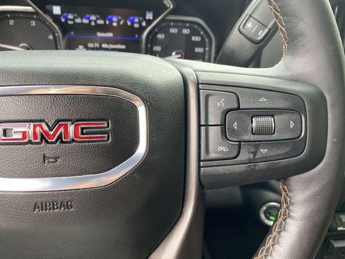 Used 2021 GMC Sierra 2500 AT4 w/ AT4 Premium Plus Package AWD/4WD image 21