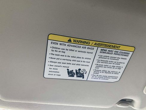 Used 2023 Nissan Kicks SV image 29