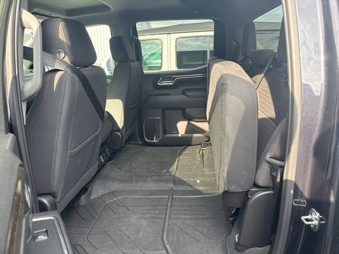 Used 2023 Chevrolet Silverado 1500 LT w/ Protection Package AWD/4WD image 6