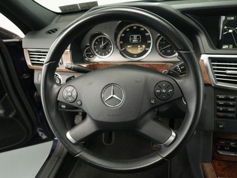 Used 2012 Mercedes-Benz E 350 4MATIC Wagon image 36