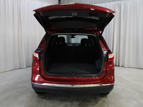 Used 2018 Chevrolet Equinox LT FWD image 30