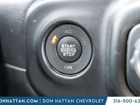 Used 2021 Jeep Gladiator Mojave w/ Cold Weather Group AWD/4WD image 14