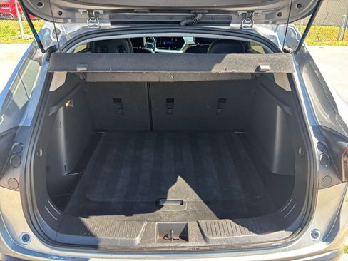 Used 2025 Chevrolet Trax LT w/ LT Convenience Package image 30