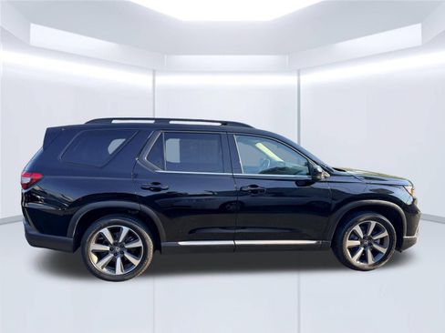 Used 2024 Honda Pilot Elite image 4