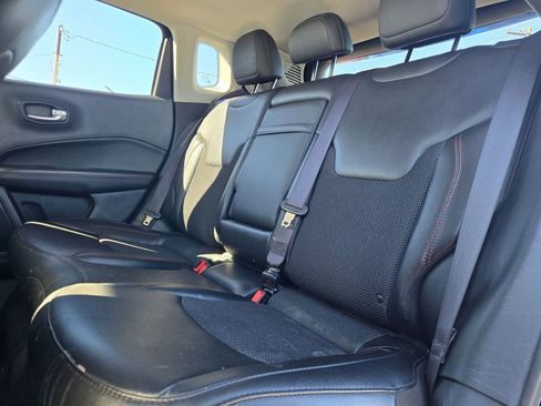 Used 2020 Jeep Compass Trailhawk w/ Cold Weather Group image 12