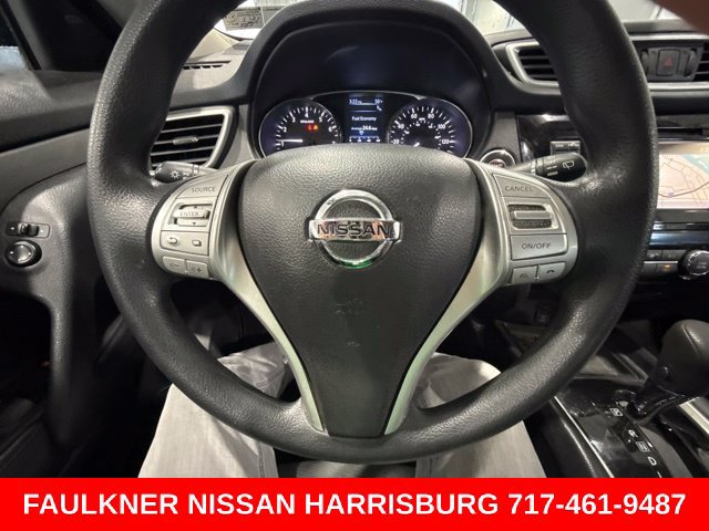 Used 2016 Nissan Rogue SV w/ SV Premium Package AWD/4WD image 10