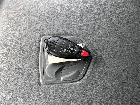 Used 2015 RAM 2500 Big Horn image 11