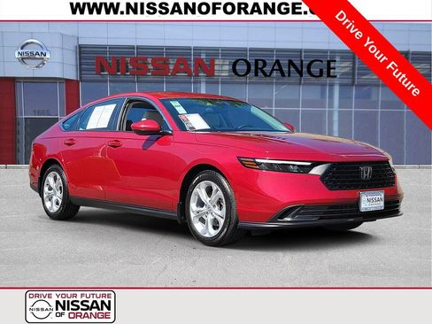 Used 2025 Honda Accord LX image 1
