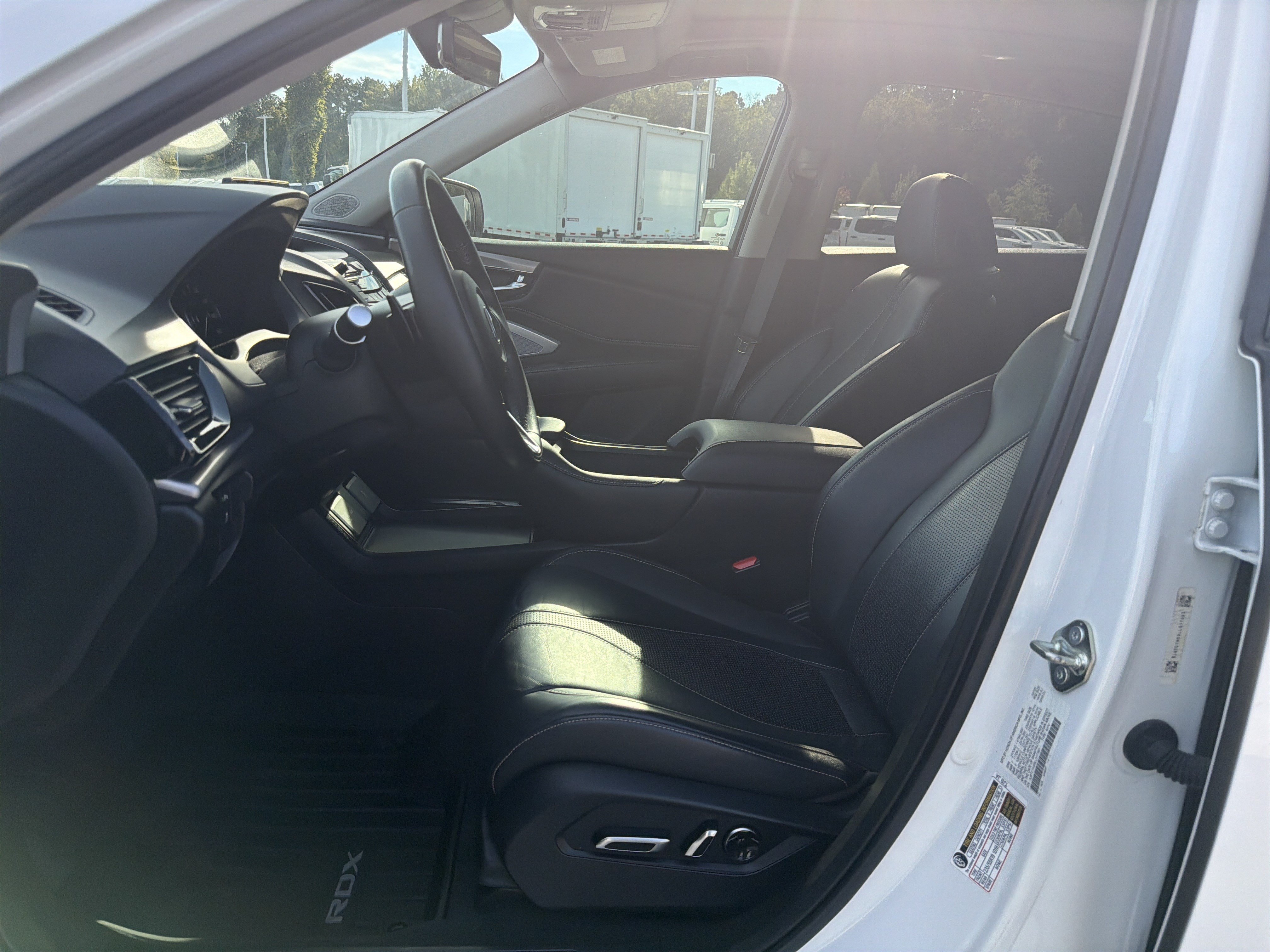 Used 2020 Acura RDX w/ Technology Package FWD image 16