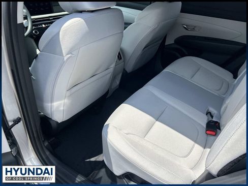 New 2026 Hyundai Tucson SEL FWD image 18