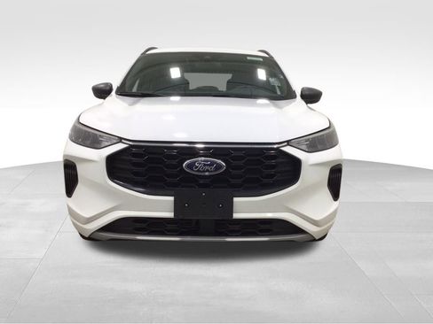Used 2023 Ford Escape ST-Line AWD/4WD image 7