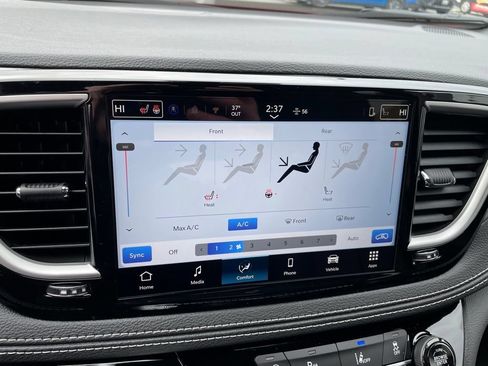 New 2026 Chrysler Pacifica Select AWD/4WD image 16