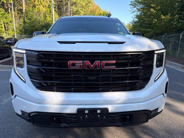 Used 2026 GMC Sierra 1500 Elevation w/ Elevation Premium Package AWD/4WD image 2
