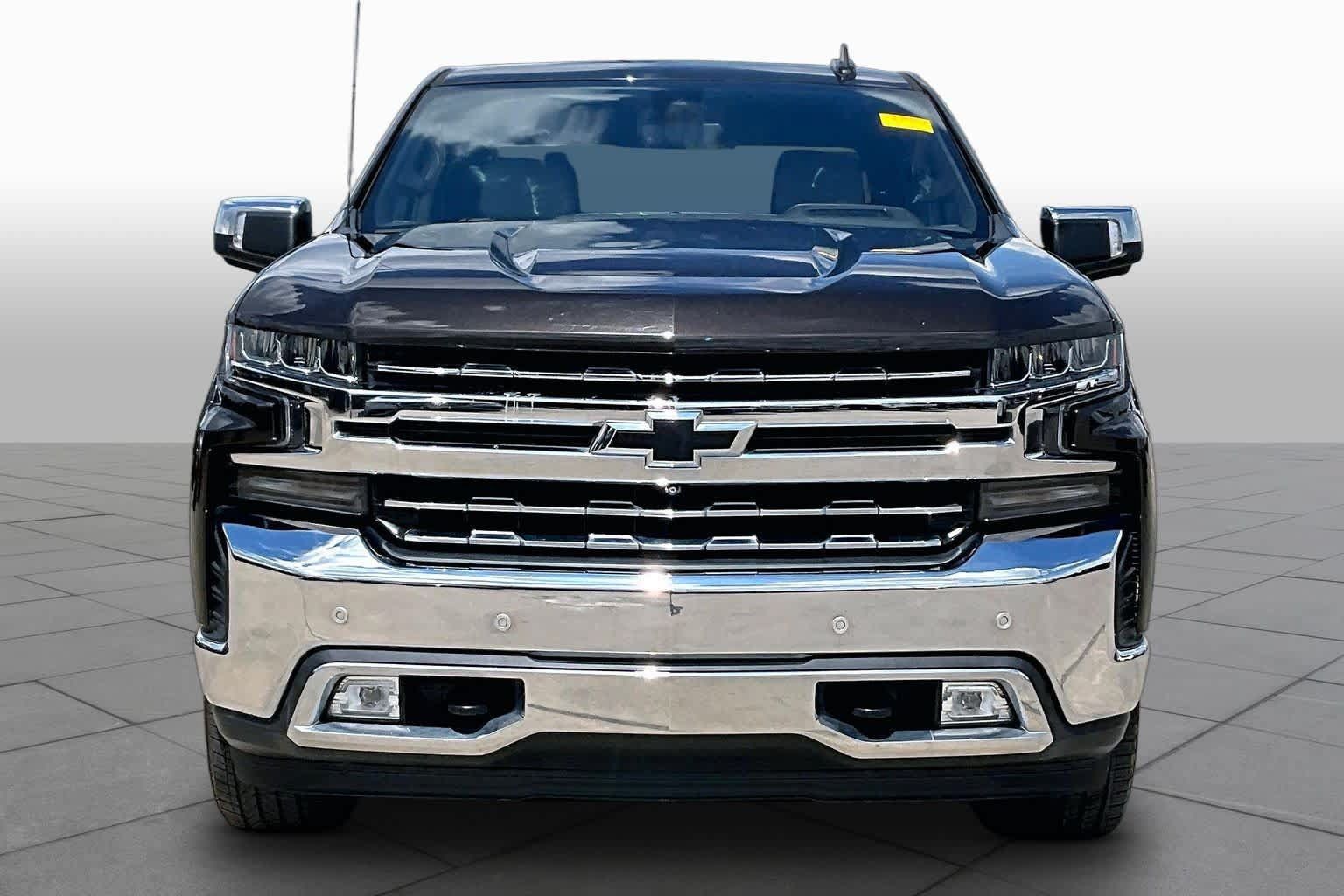 Used 2020 Chevrolet Silverado 1500 LTZ w/ LTZ Premium Package AWD/4WD image 4