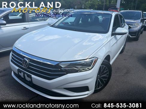 Used 2021 Volkswagen Jetta SE w/ SE Cold Weather Package FWD image 1
