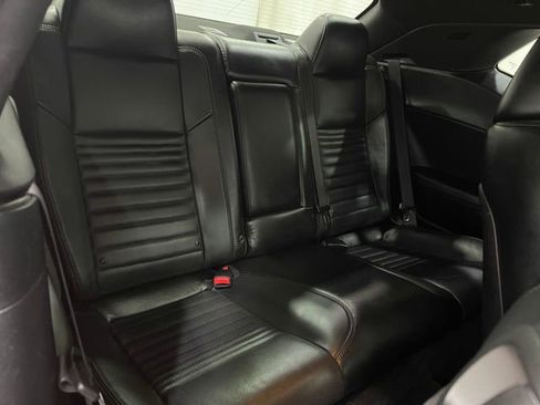 Used 2016 Dodge Challenger R/T Plus image 33