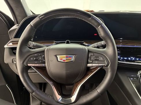 Used 2024 Cadillac Escalade ESV Sport Platinum w/ LPO, ONYX Package AWD/4WD image 22