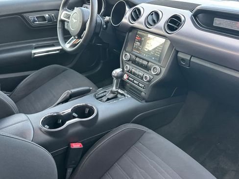 Used 2016 Ford Mustang Coupe image 15