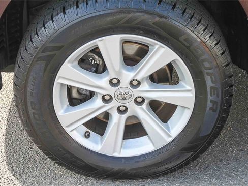 Used 2013 Toyota Highlander SE image 14