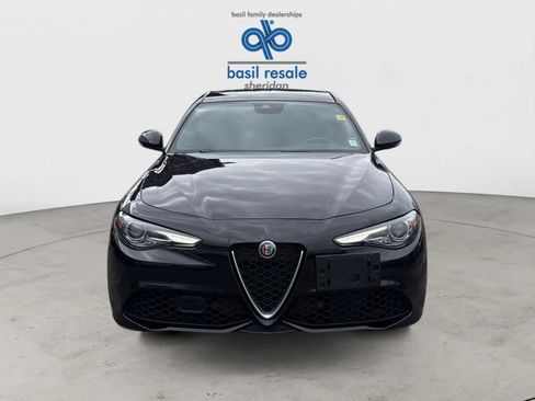 Used 2022 Alfa Romeo Giulia Ti image 7