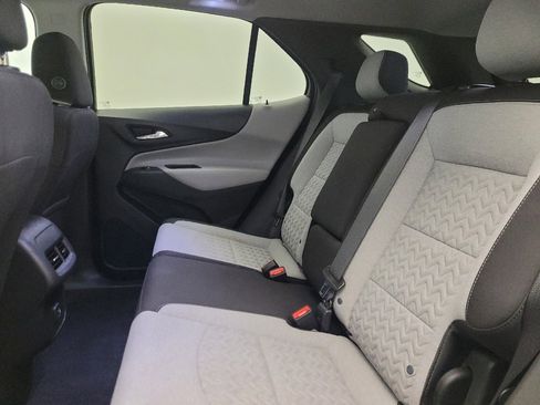 Used 2022 Chevrolet Equinox LT FWD image 18