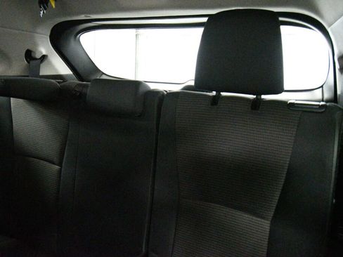 Used 2023 Toyota Highlander L FWD image 22
