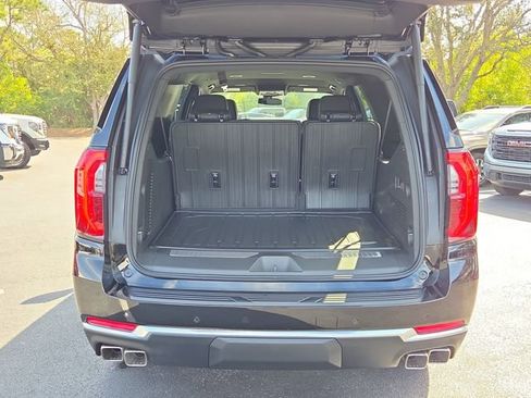 New 2026 GMC Yukon XL Denali w/ LPO, Floor Liner Package image 5