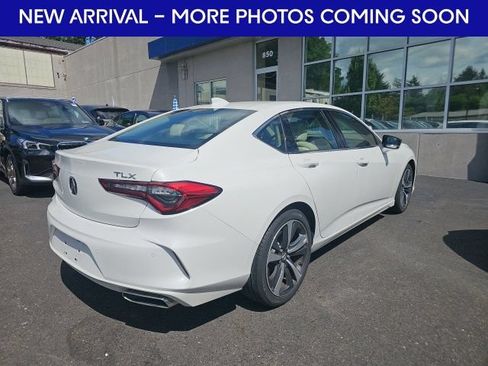 Used 2025 Acura TLX w/ Technology Package FWD image 7
