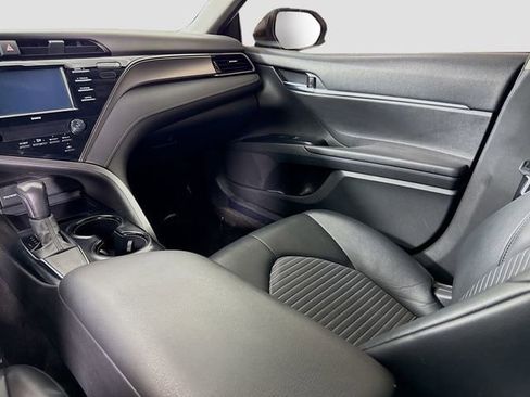 Certified 2020 Toyota Camry SE FWD image 21