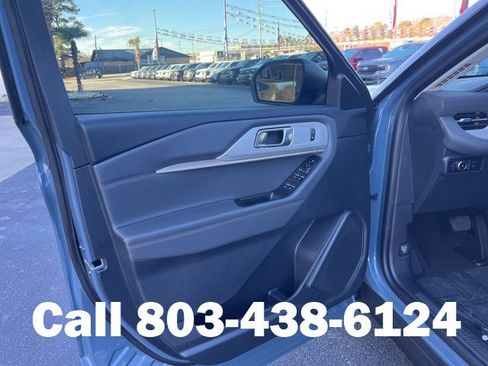 New 2026 Ford Explorer Active w/ Active Comfort Package image 5