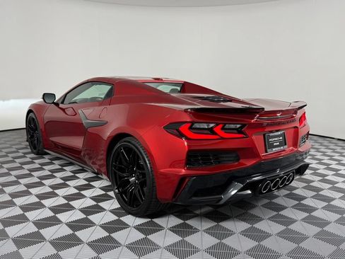 Used 2023 Chevrolet Corvette Z06 RWD image 3