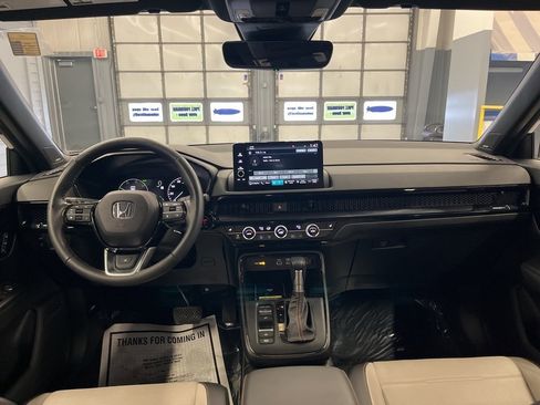 Used 2024 Honda CR-V Sport Touring image 28