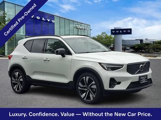Certified 2024 Volvo XC40 B5 Plus w/ Protection Package Premier AWD/4WD video 1