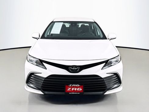 Used 2023 Toyota Camry LE image 8