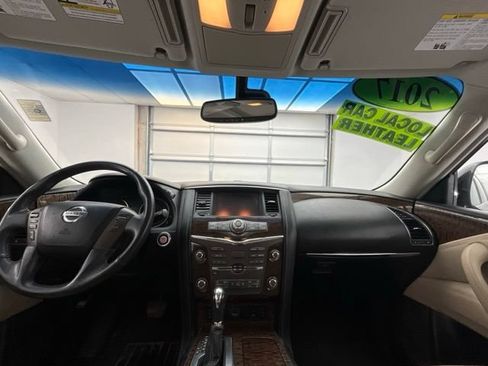 Used 2017 Nissan Armada SL w/ Moonroof Package AWD/4WD image 3