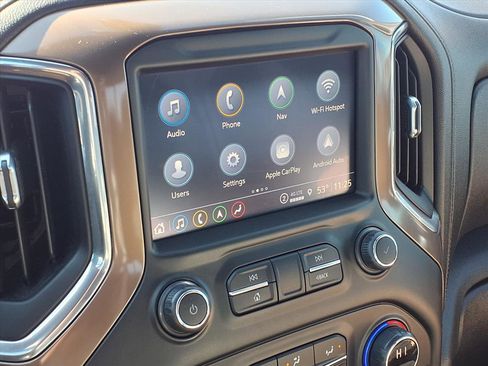 Used 2021 Chevrolet Silverado 1500 High Country w/ Technology Package image 8