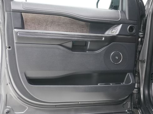 Used 2018 Ford Expedition Max Limited w/ Equipment Group 302A RWD image 16