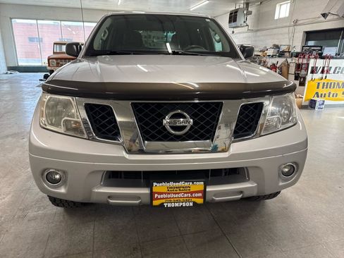 Used 2012 Nissan Frontier SV AWD/4WD image 6
