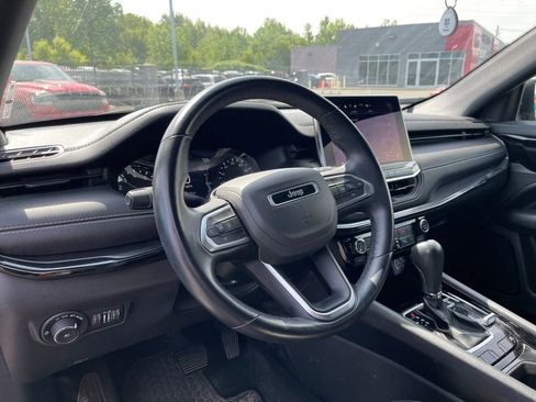 Used 2022 Jeep Compass Latitude w/ Convenience Group AWD/4WD image 14