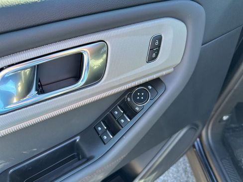 New 2026 Ford Explorer Active w/ Active Comfort Package image 38