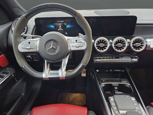 Used 2022 Mercedes-Benz GLB 35 AMG 4MATIC image 20