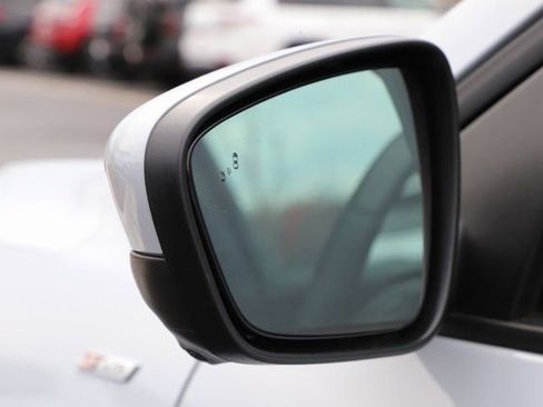 Used 2025 Ford Escape ST-Line Elite w/ Premium Technology Package image 12