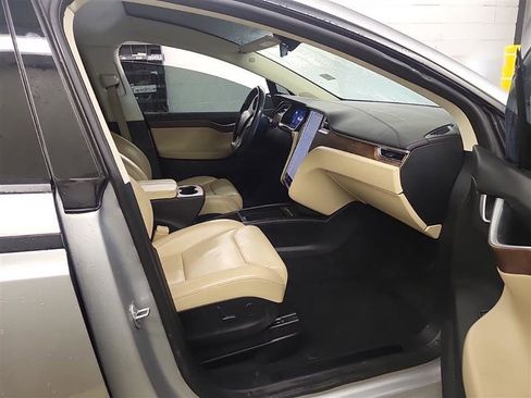 Used 2017 Tesla Model X 100D image 11